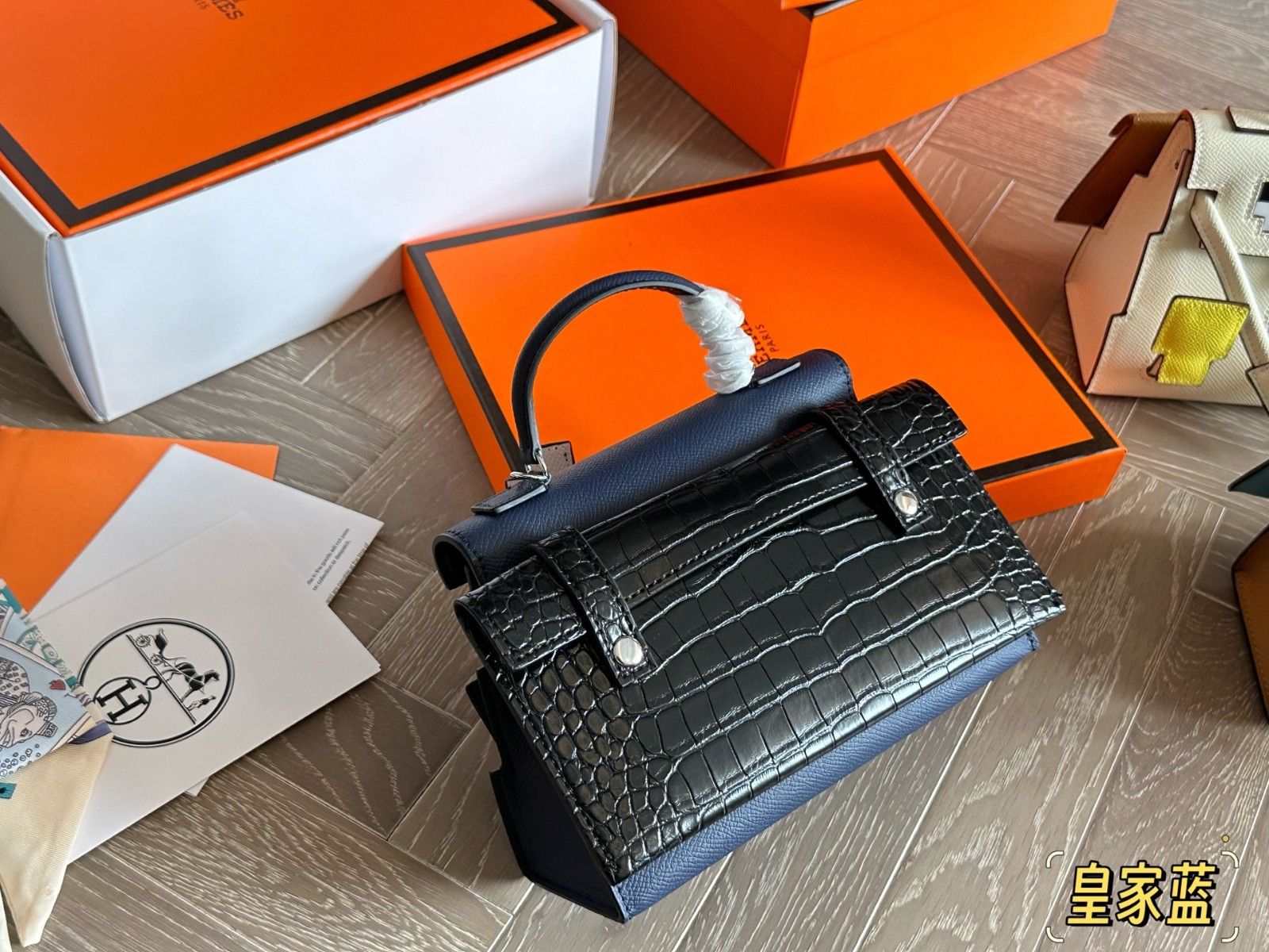 エルメス Kellydoll ショルダーバッグ ミニバッグ 可愛い A30618