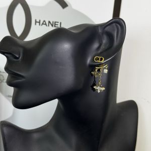 ディオール ピアス ハチ ヴィンテージ 刻印入り A30646