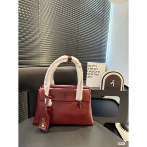 ミュウミュウ ハンドバッグ レザー 高品質 オシャレ A30672