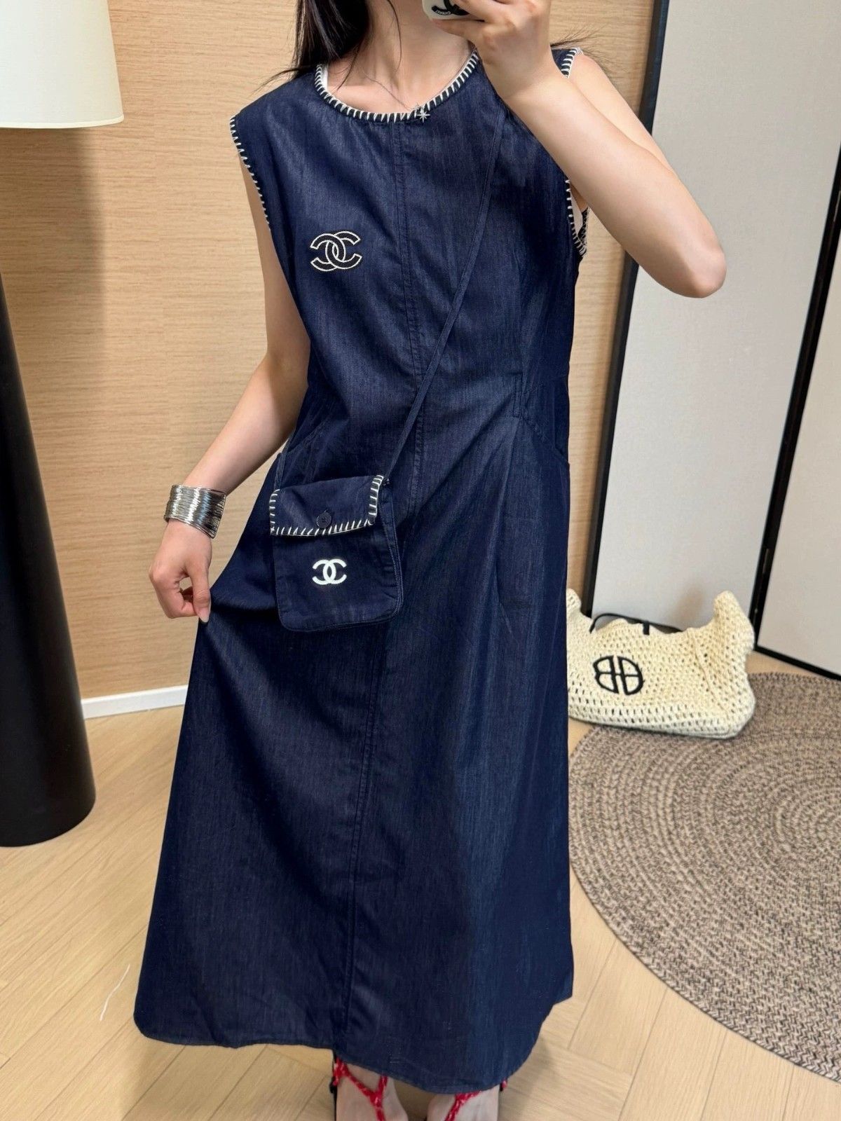 シャネル ノースリーブドレス 刺繍入 ミニバッグ付き A30657