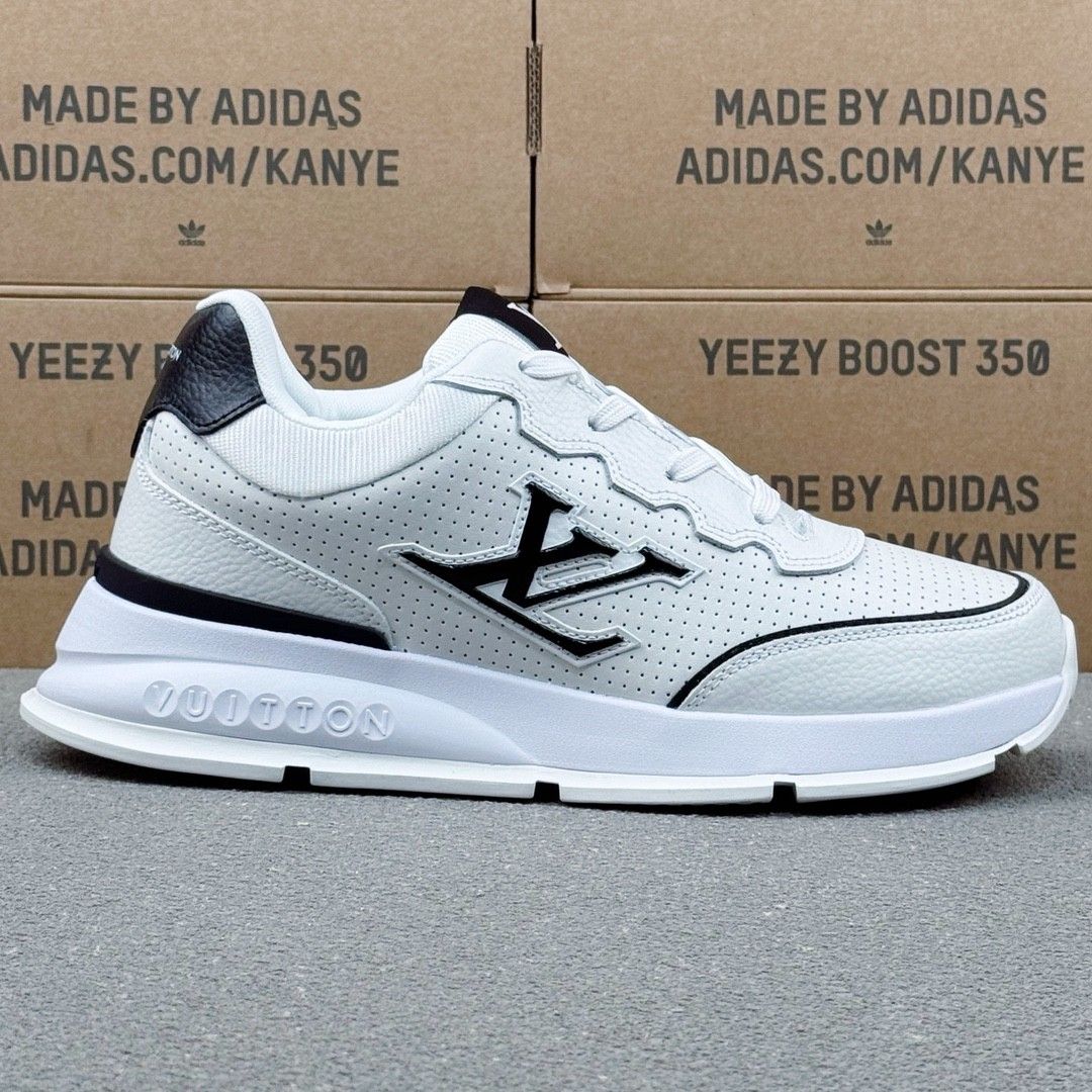 ルイヴィトン LV Trainer スニーカー カップル向け 高品質 A30682