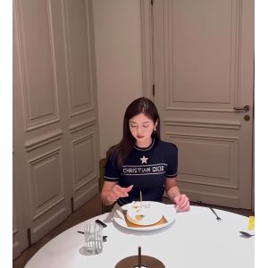 ディオール 半袖 Tシャツ ニット レディース向け 高品質 A30681