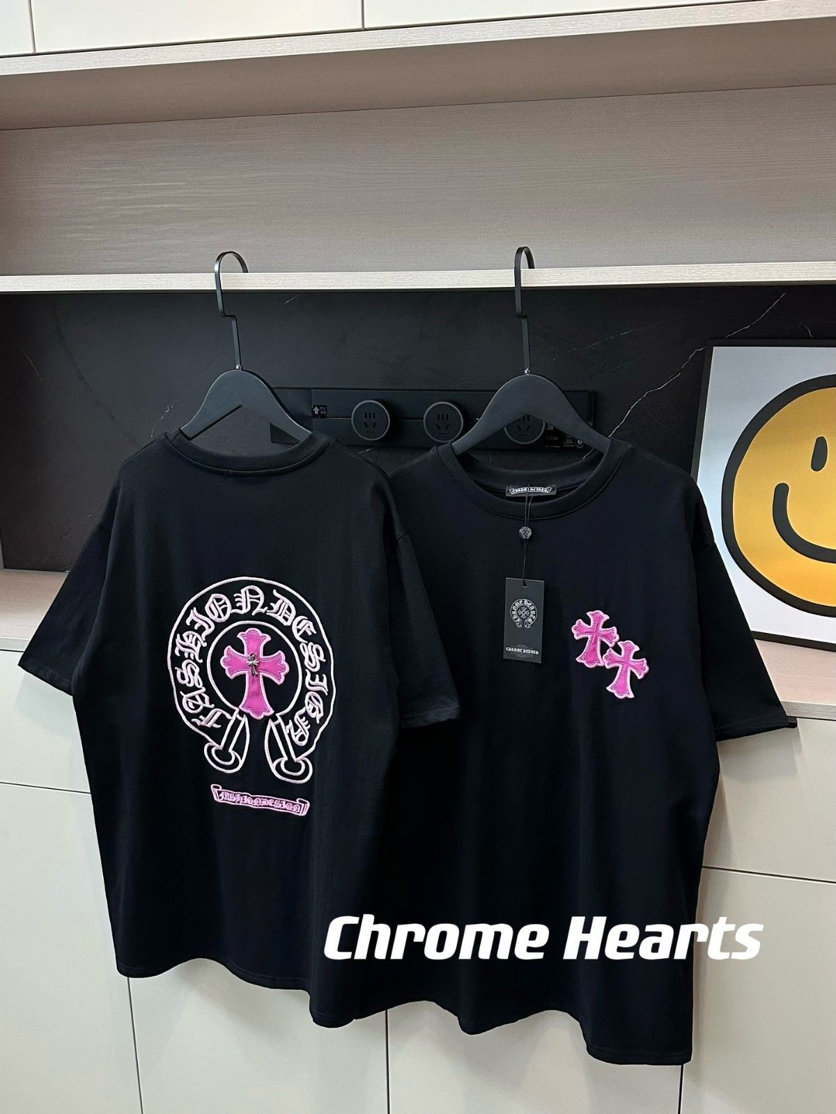 クロムハーツ 半袖Tシャツ ピンクロゴ 可愛い A30679