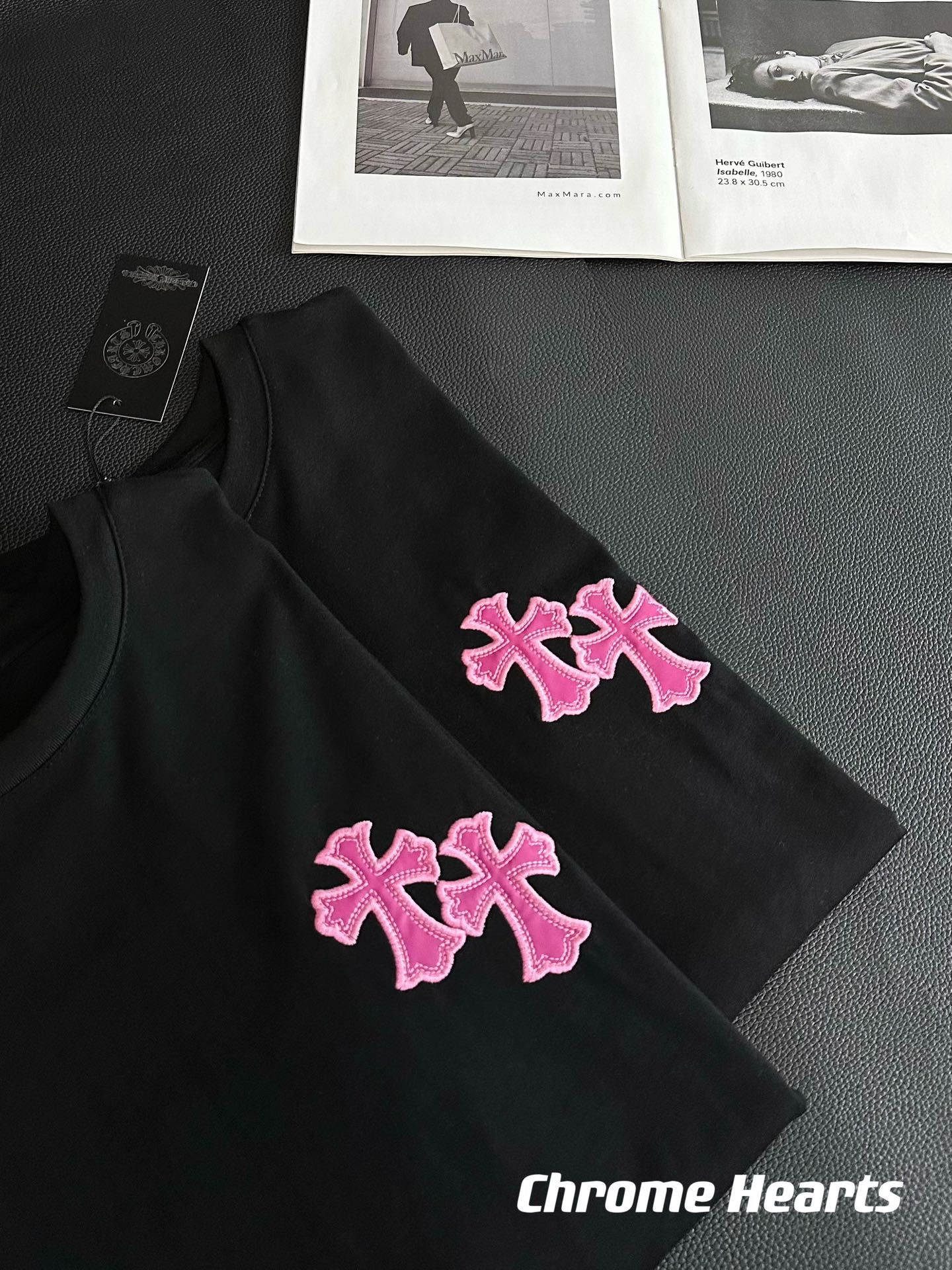 クロムハーツ 半袖Tシャツ ピンクロゴ 可愛い A30679