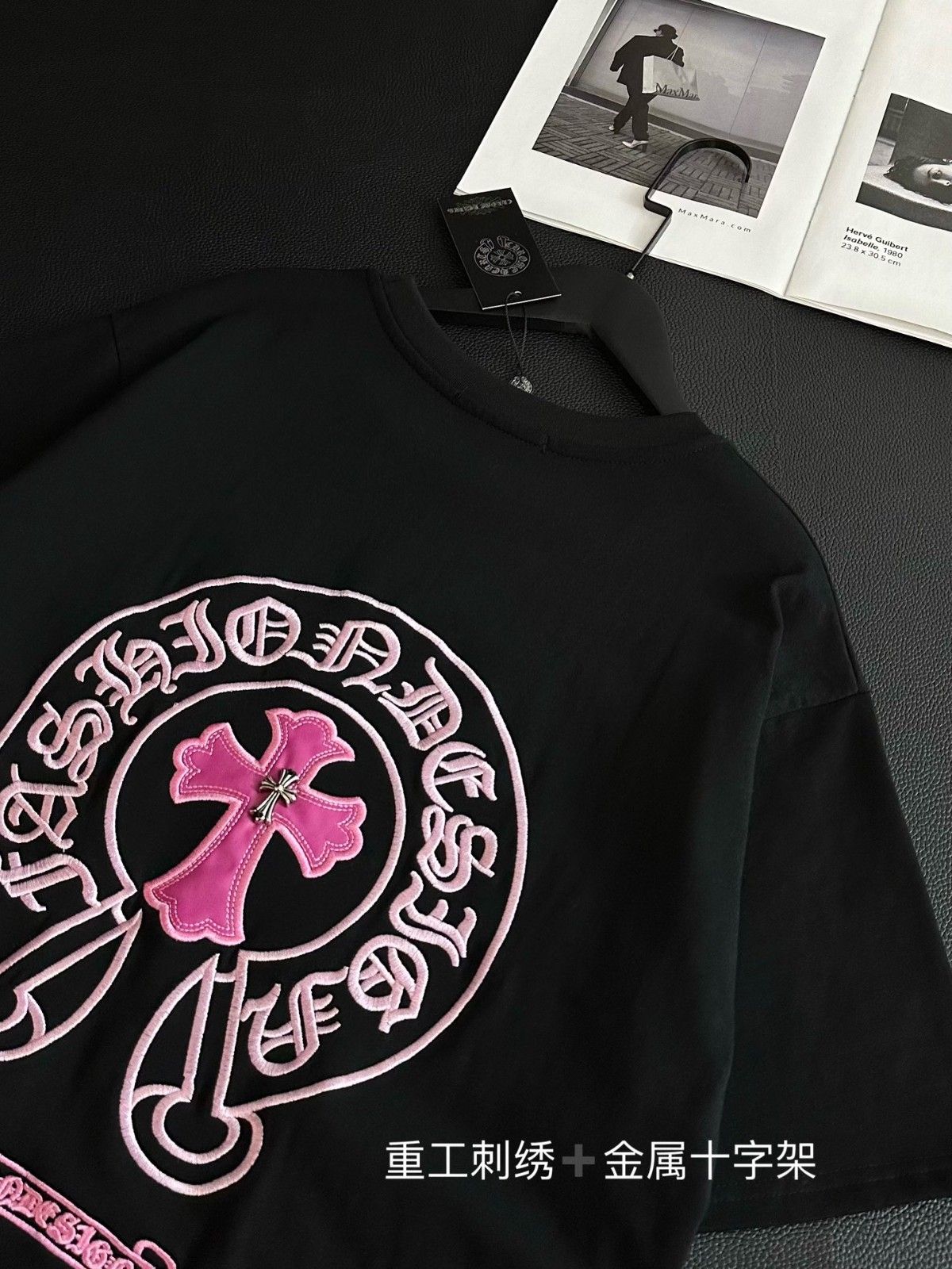 クロムハーツ 半袖Tシャツ ピンクロゴ 可愛い A30679
