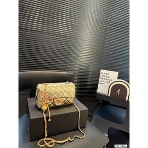 シャネル ショルダーバッグ 可愛い 人気 A30699