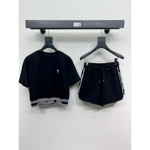 ディオール 上下セット 半袖Tシャツ ショットパンツ カジュアル A30698
