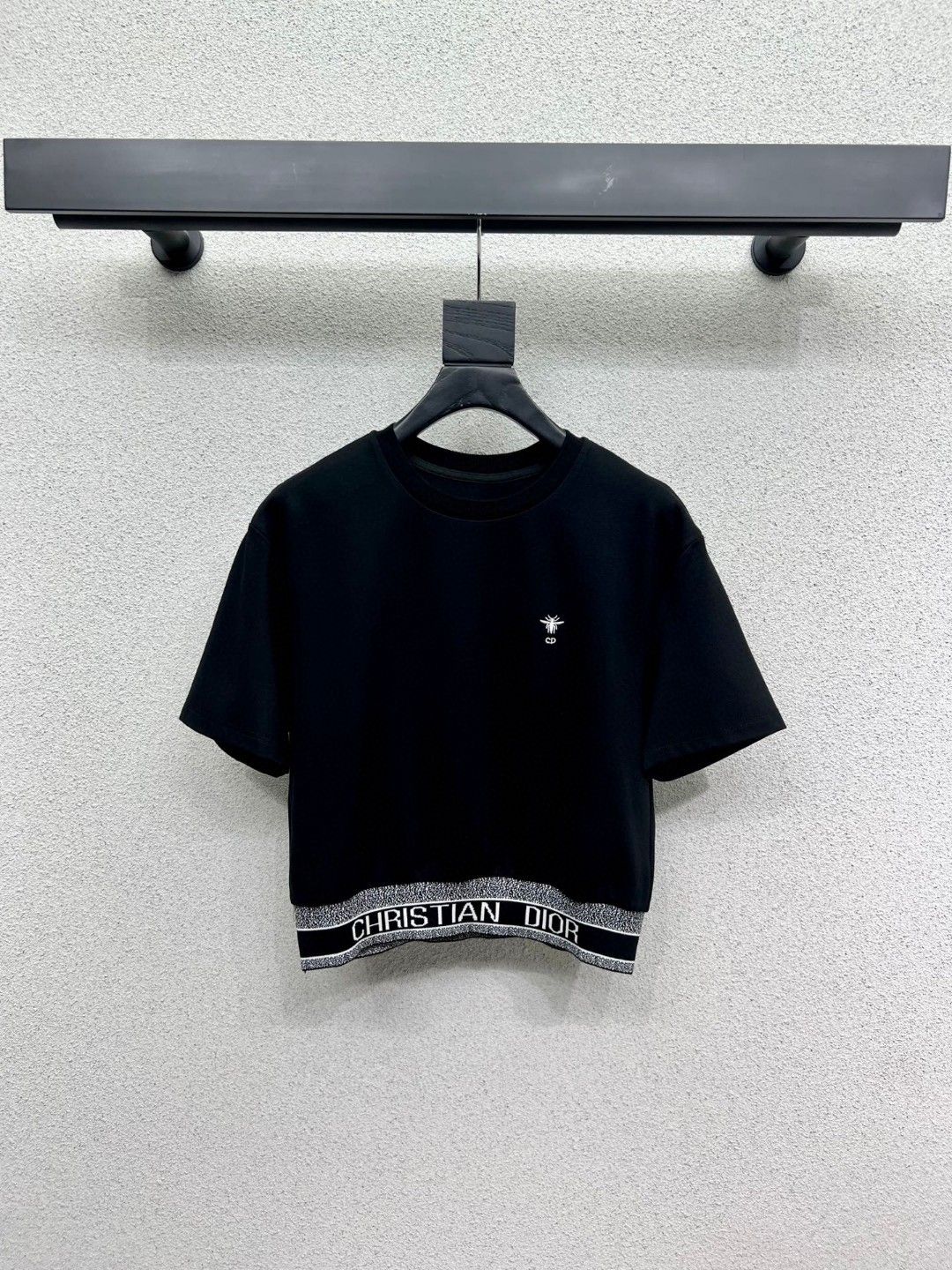 ディオール 上下セット 半袖Tシャツ ショットパンツ カジュアル A30698