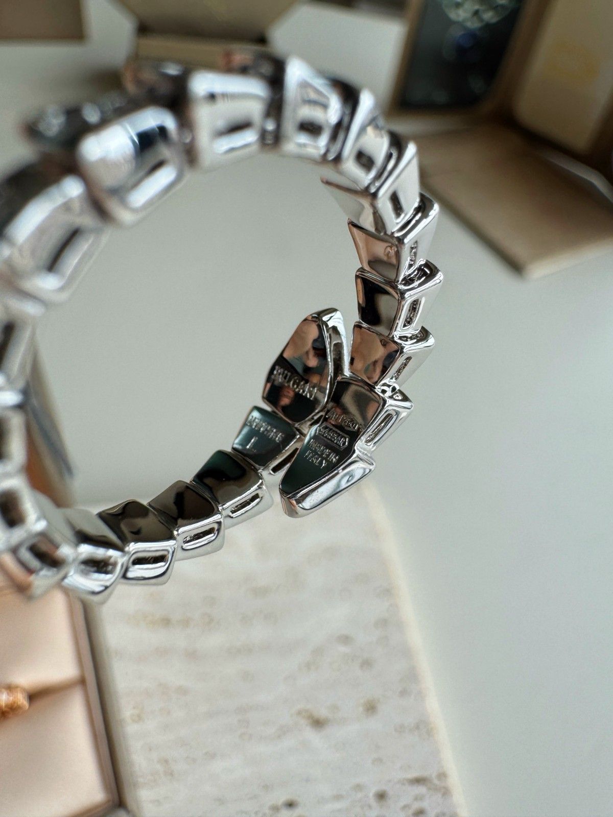 ブルガリ SERPENTI VIPER リング フルダイヤモンド スネーク A30689