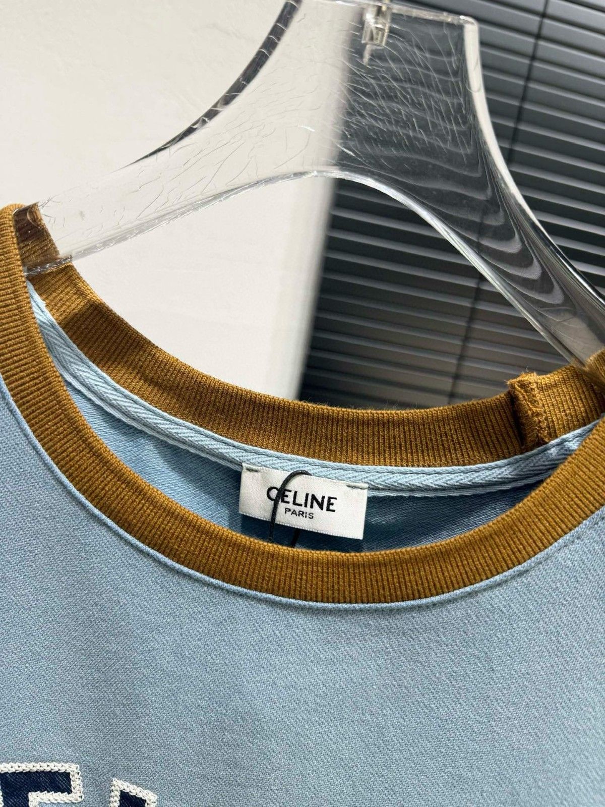 セリーヌ 半袖tシャツ レディース オシャレ A30707