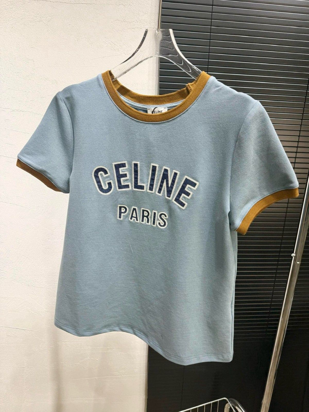 セリーヌ 半袖tシャツ レディース オシャレ A30707
