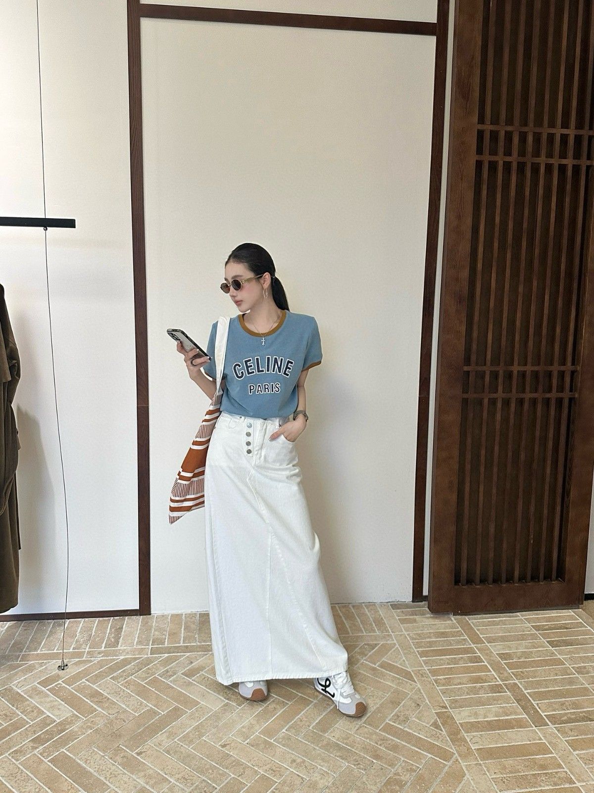 セリーヌ 半袖tシャツ レディース オシャレ A30707