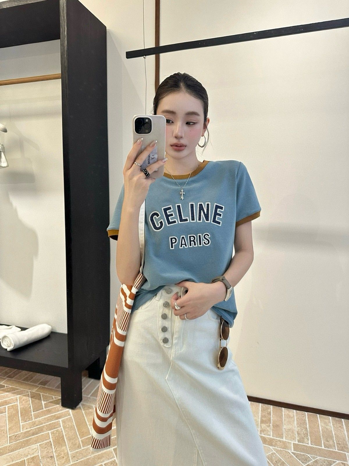 セリーヌ 半袖tシャツ レディース オシャレ A30707