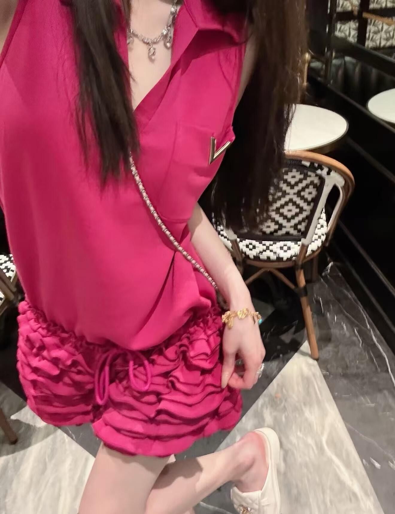 ヴァレンティノ バッドスカート ローズレッド 可愛い A30703