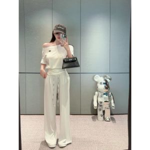 シャネル 上下セット 刺繍入り半袖トップスゴムウエストパンツ オシャレ A30712
