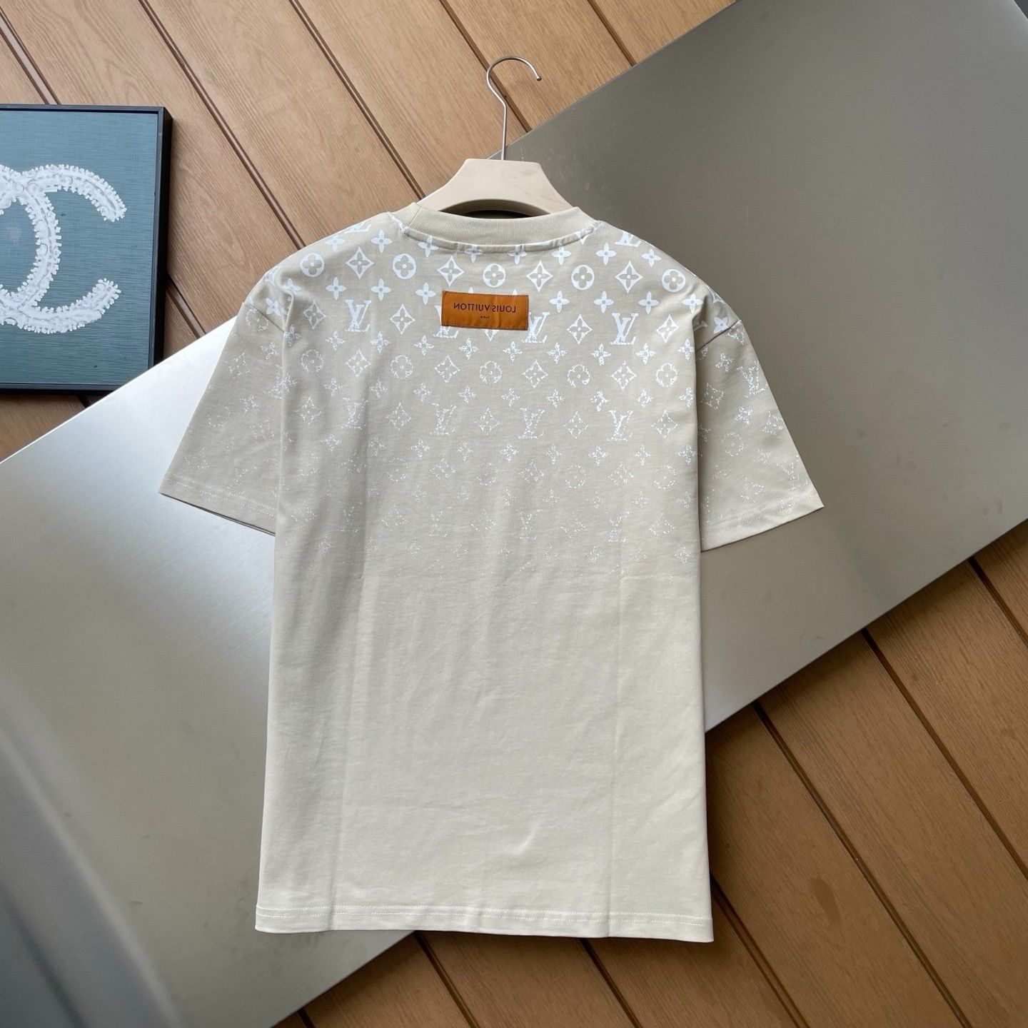 ルイヴィトン 半袖Tシャツ ユニセックス プリント カジュアル A30713