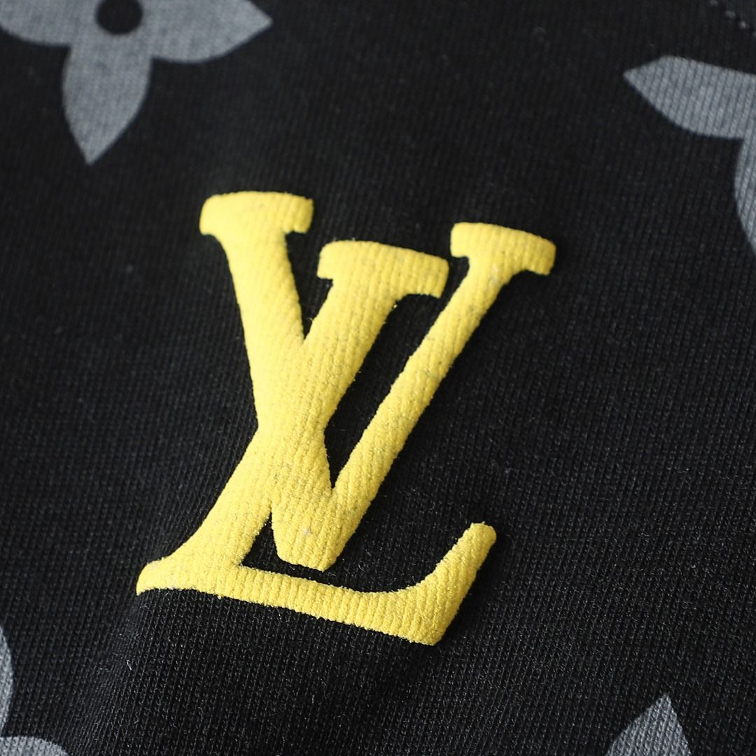 ルイヴィトン 半袖Tシャツ カラフルなグラデーションLV文字 A30711