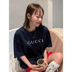 グッチ 半袖tシャツ 刺繍ロゴ 高級感 ネービー A30733