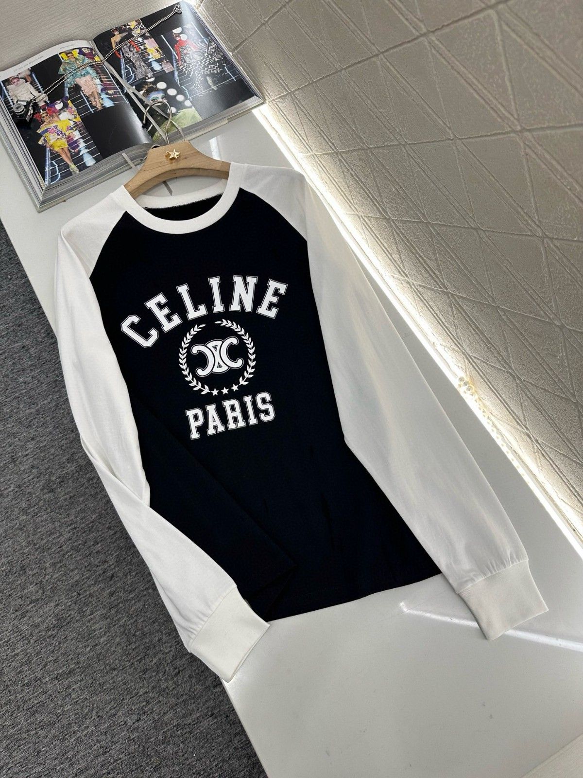セリーヌ 長袖Tシャツ プリント レディース 高級 A30746