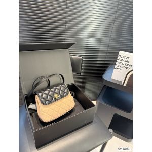 シャネル ショルダーバッグ ハンドバッグ オシャレ A30793