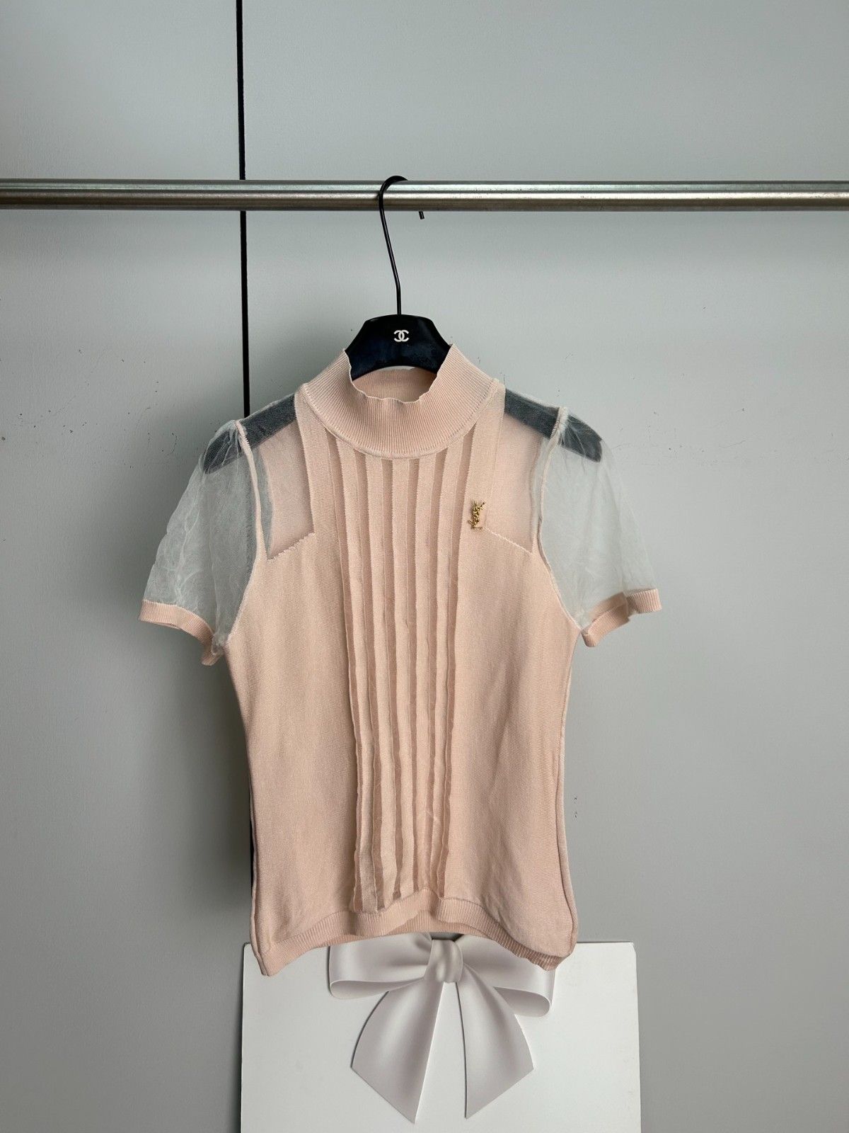 イヴ・サンローランニットトップス 半袖tシャツ セクシー A30801