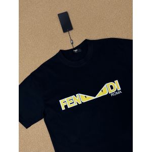 フェンディ 半袖Tシャツ プリント柄 クラシック A30812