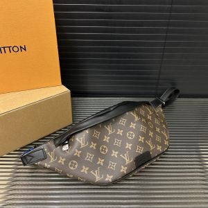 ルイヴィトン ボディバッグ メンズ  ウエストバッグ 旅行 通勤 A30808