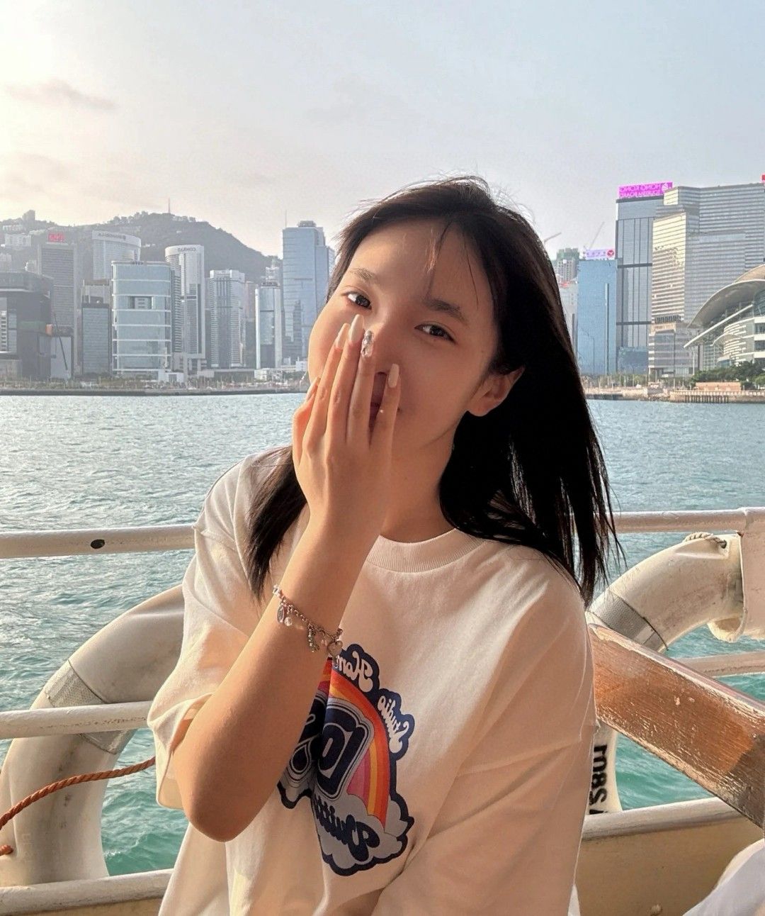 ルイヴィトン 半袖tシャツ プリント コットン A30820