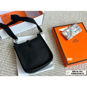 エルメス ミニエヴリン ショルダーバッグ レザー 高品質 A30823