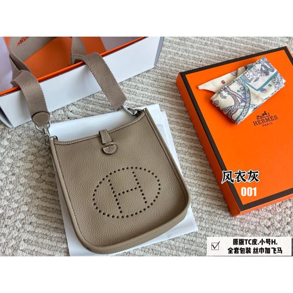 エルメス ミニエヴリン ショルダーバッグ レザー 高品質 A30823