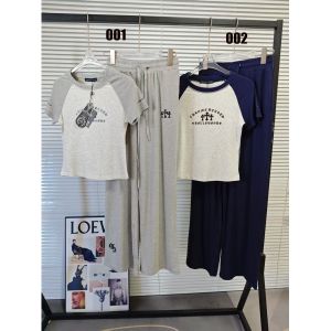 クロムハーツ 上下セット レディース向け カジュアル A30818