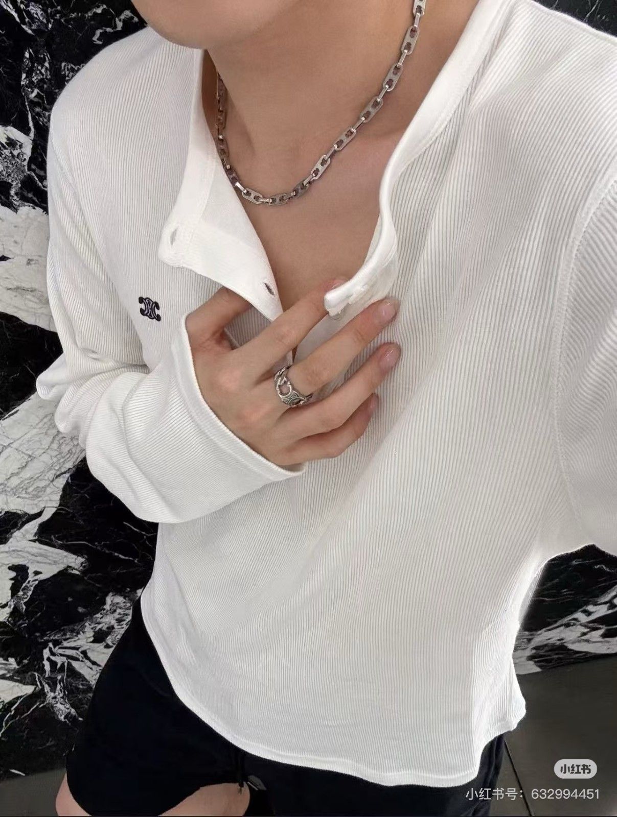 セリーヌ 長袖Tシャツ ロンT 刺繍 男女向け A30848