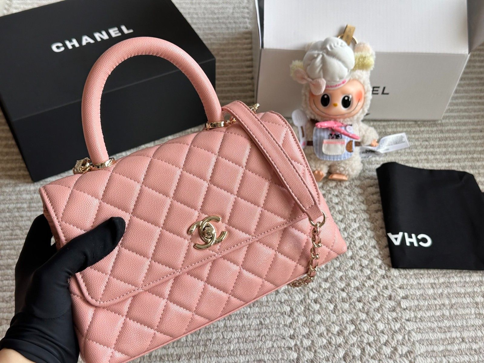 シャネル Chanel coco handle ハンドバッグ ココハンドルS ピンク A30859