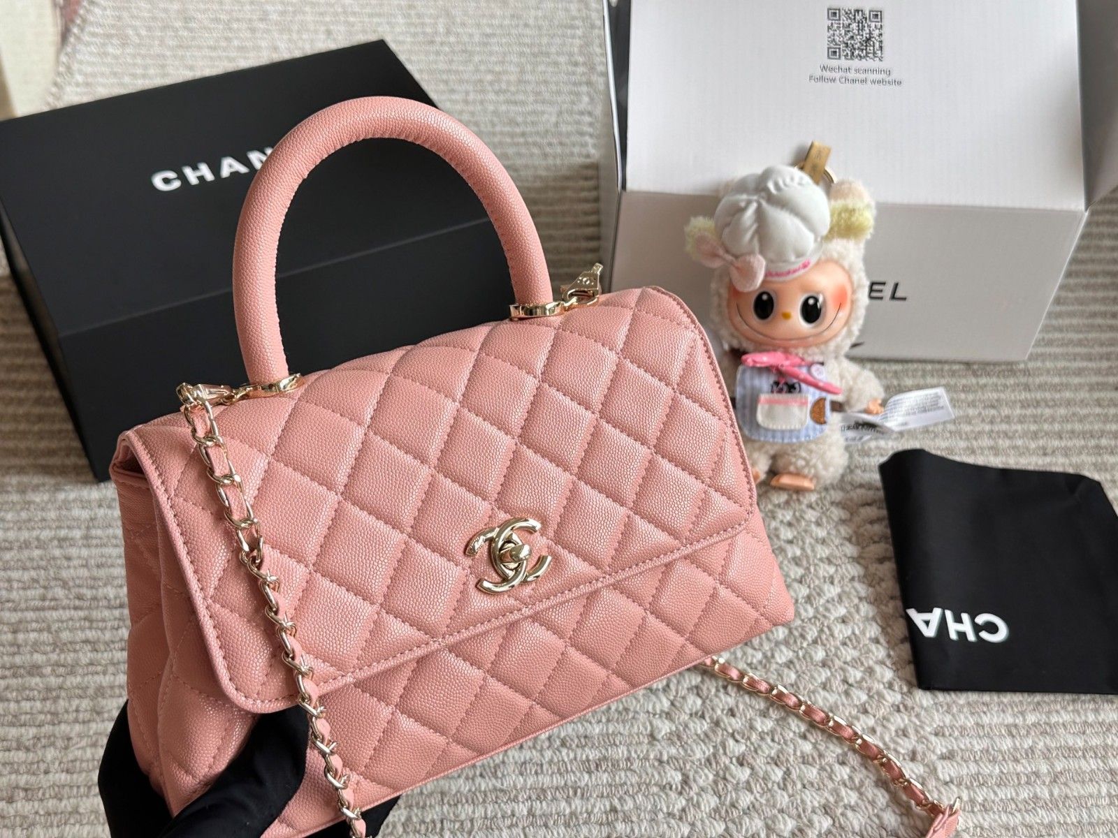 シャネル Chanel coco handle ハンドバッグ ココハンドルS ピンク A30859