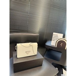 プラダ PRADA-Soft Calf ショルダーバッグ チェーンバッグ A30871