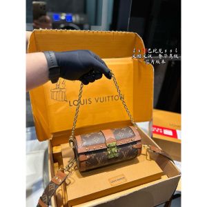 ルイヴィトン ショルダーバッグ チェーン付き オシャレ A30867
