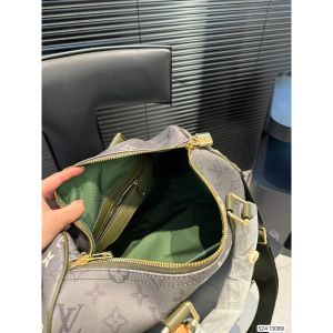 ルイヴィトン ショルダーバッグ 男女向け ファション A30865