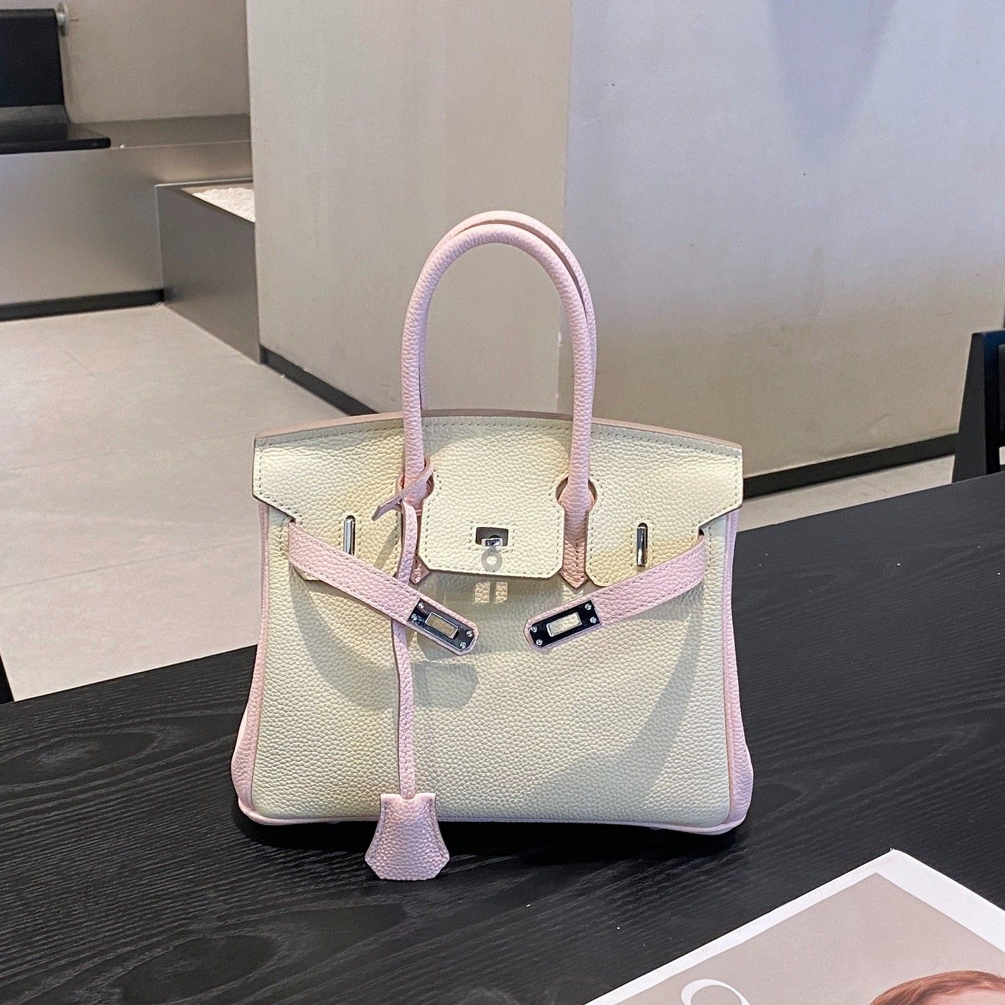 エルメス バーキンBirkin ハンドバッグ 高級感 レザー A30876