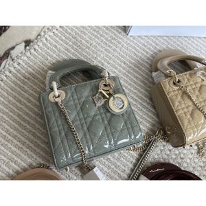 ディオール Lady Dior バッグ ミニ エナメル 可愛い A30877