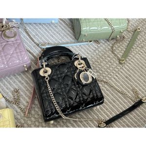 ディオール Lady Dior バッグ ミニ エナメル 可愛い A30877