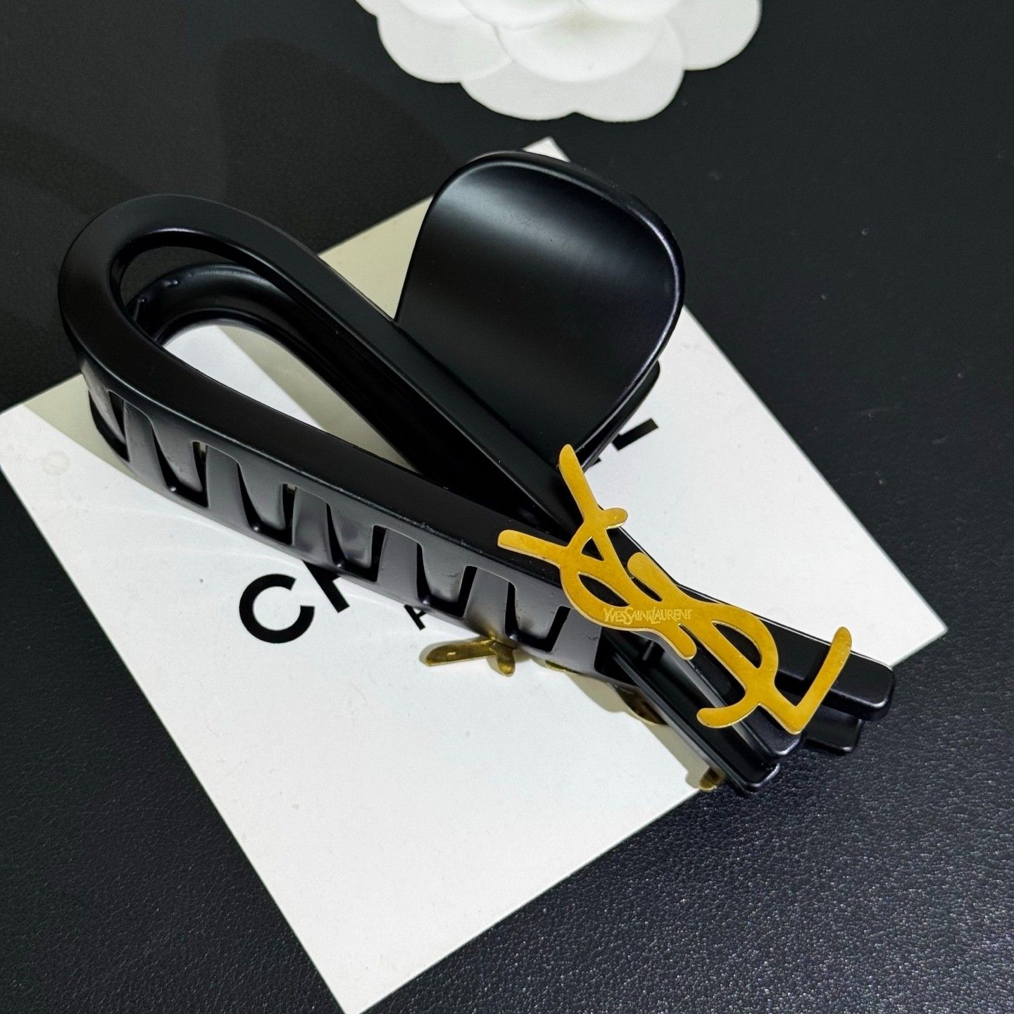 イヴ・サンローラン バンスクリップ ヘアクリップ まとめ髪 髪留め A30885