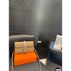 エルメス ショルダーバッグ ミニ 可愛い クラシック 多色 A30881