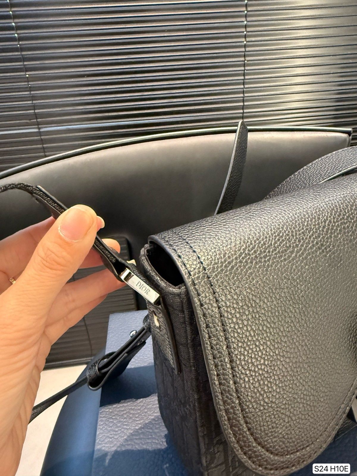 ディオール ショルダーバッグ 大人気 メンズ レディース A30901
