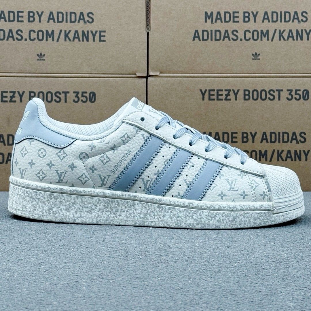 ルイヴィトン Adidasコラボ スニーカー カジュアル A30894