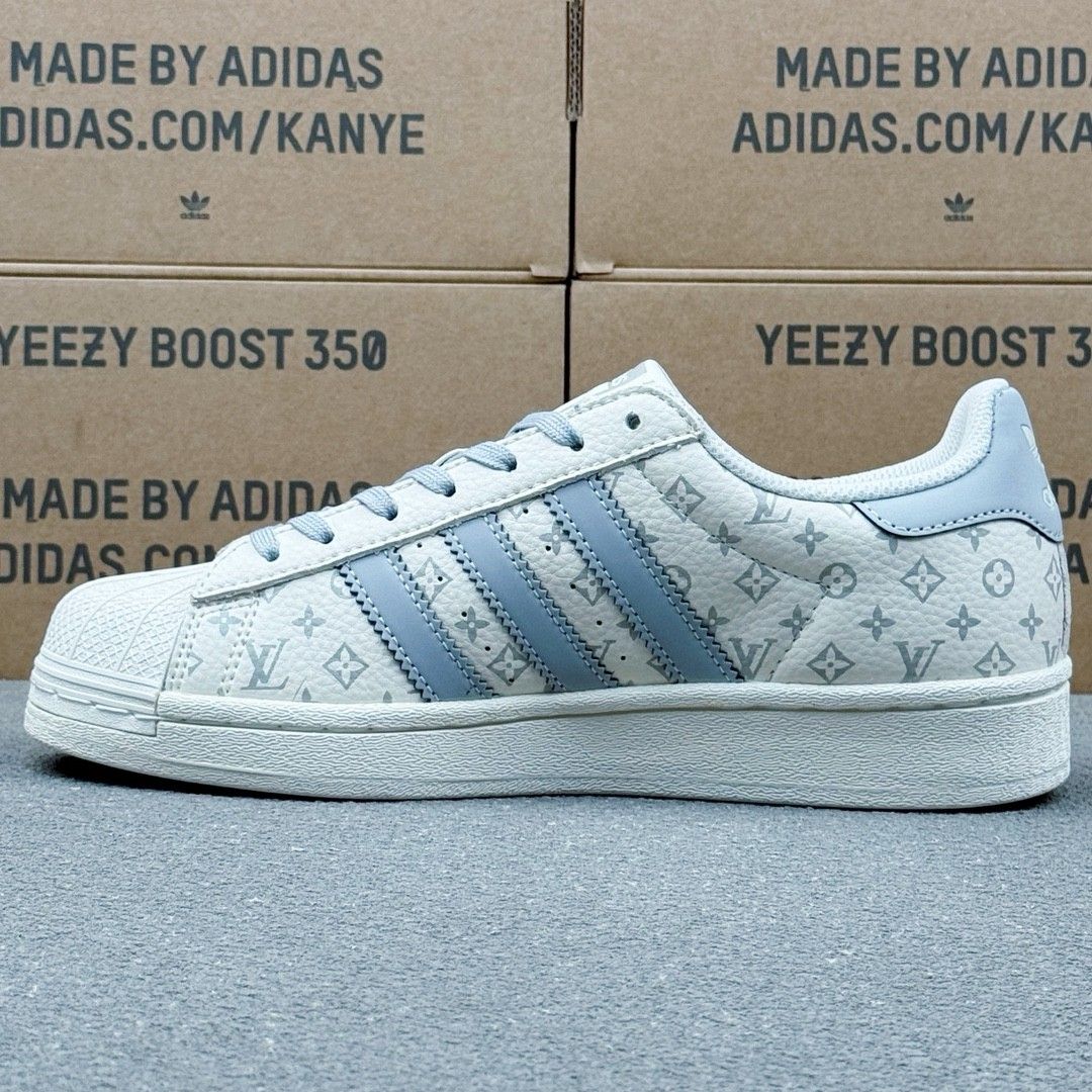 ルイヴィトン Adidasコラボ スニーカー カジュアル A30894
