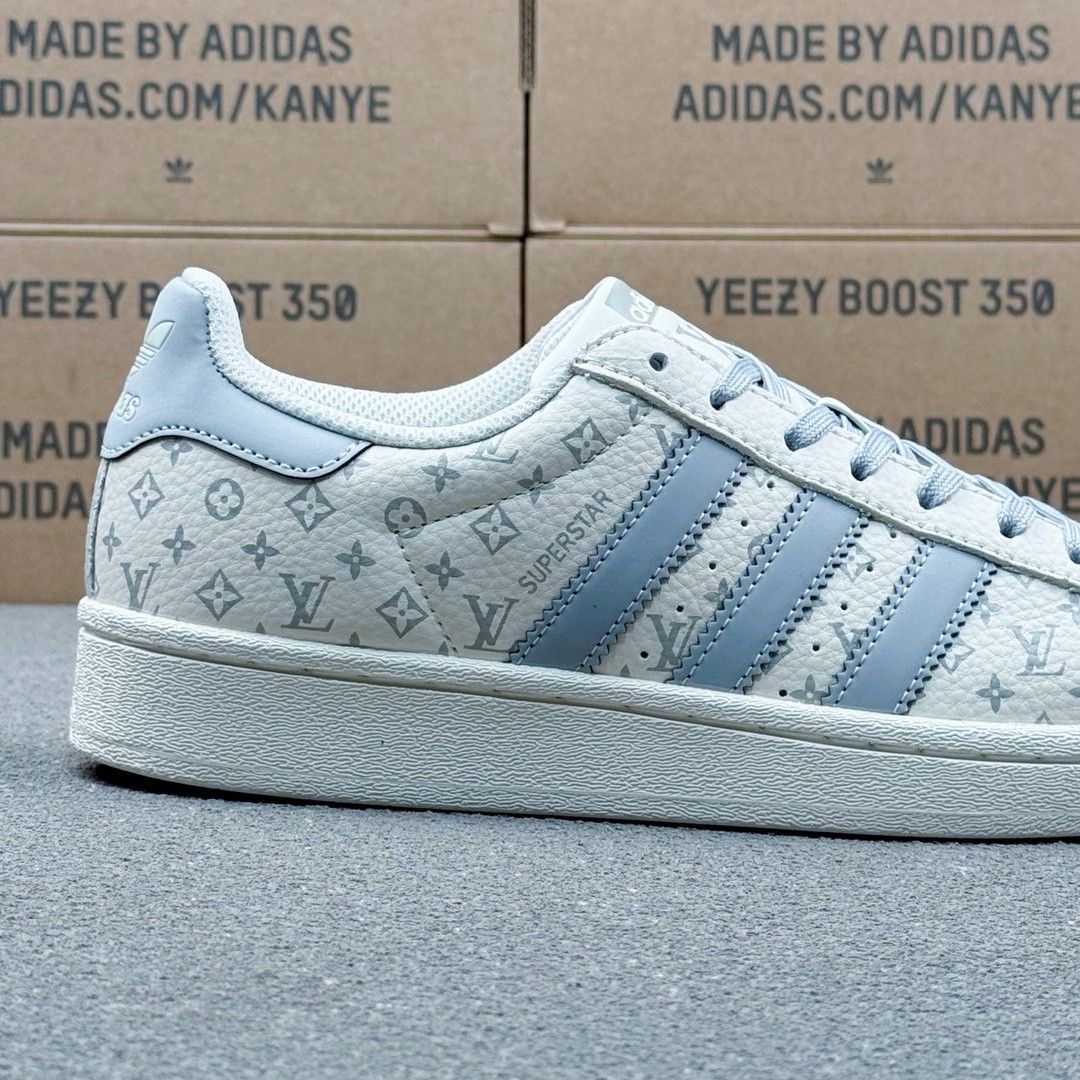 ルイヴィトン Adidasコラボ スニーカー カジュアル A30894