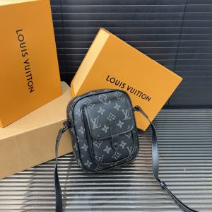 ルイヴィトン ショルダーバッグ CHRISTOPHER ミニバッグ A30890