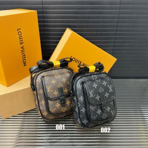 ルイヴィトン ショルダーバッグ CHRISTOPHER ミニバッグ A30890