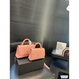 シャネル ハンドバッグ クラシックなチェーン ハンドルバッグ A30910
