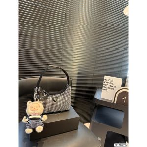 プラダ ホーボーバッグ ブリンブリン 可愛い A30928